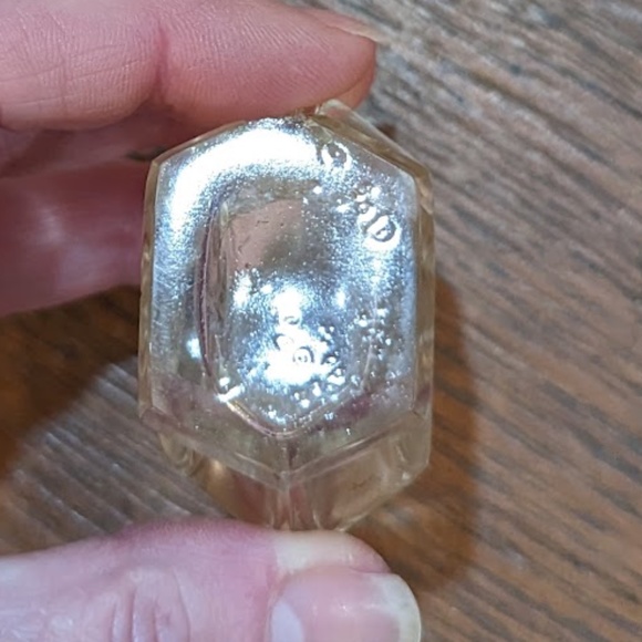 Vintage Cristallerie Oberursel Lead Crystal Etched Floral Perfume Glass Bottle - Picture 11 of 11